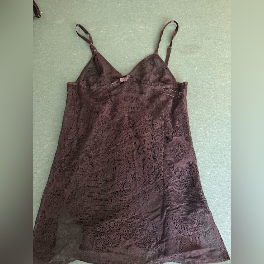 Elegant Victoria’s Secret Lace Chemise in Black